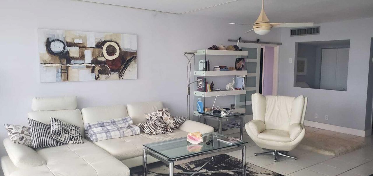 900 Bay Drive, Unit 706, Miami Beach, FL 33141 Photo