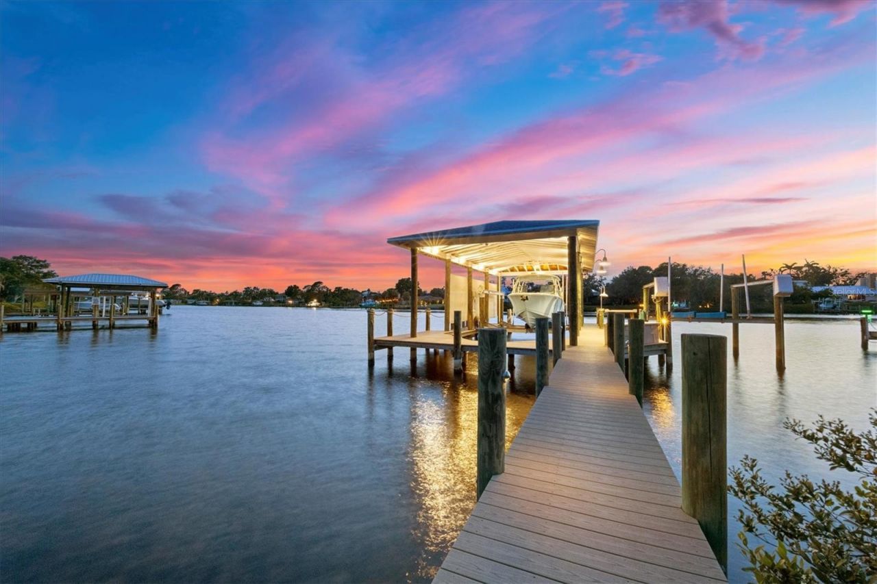 6012 Shore Acres Drive, Bradenton, FL 34209 Photo