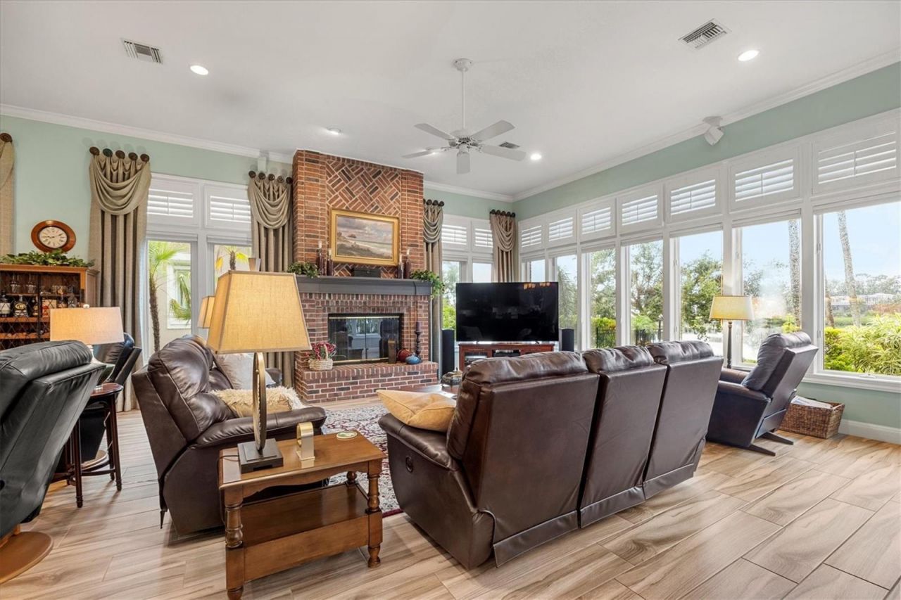 6012 Shore Acres Drive, Bradenton, FL 34209 Photo