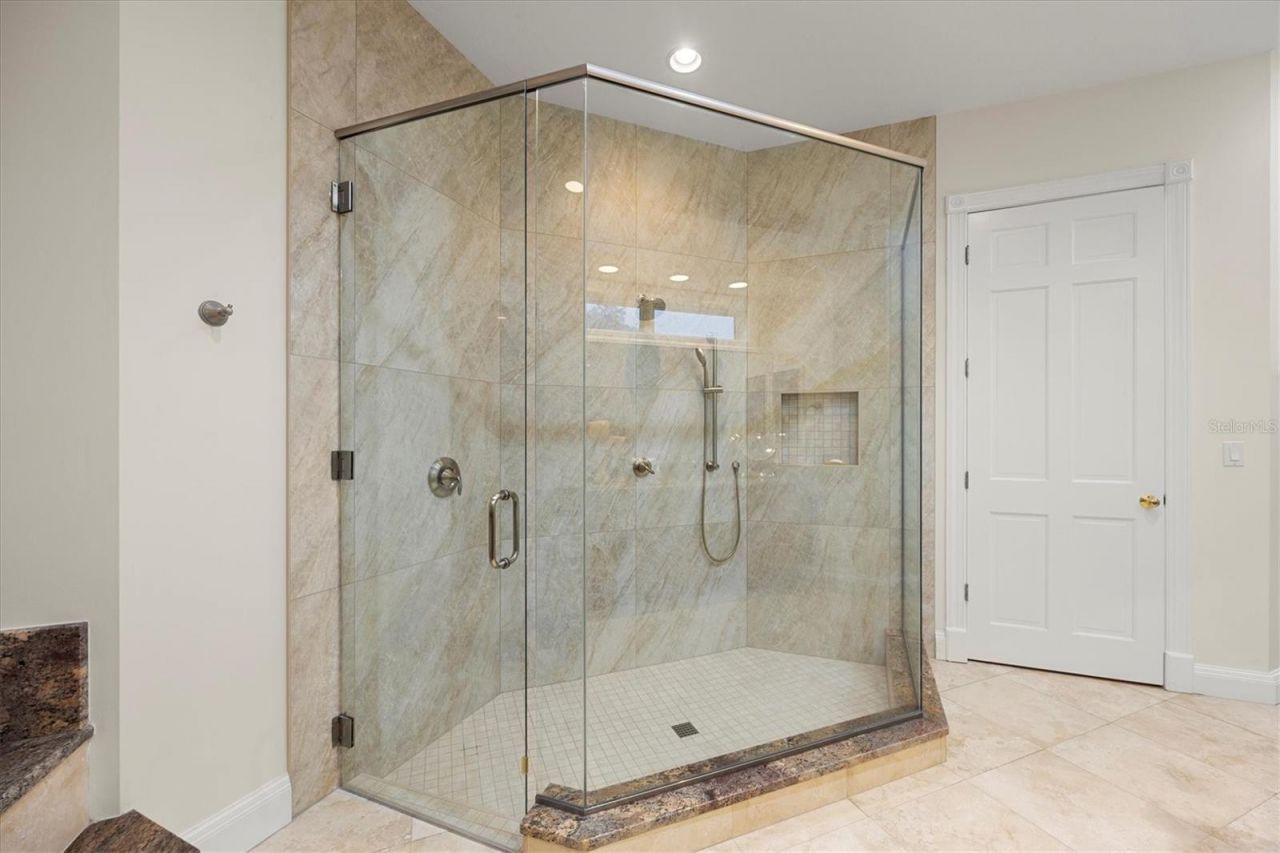 6012 Shore Acres Drive, Bradenton, FL 34209 Photo