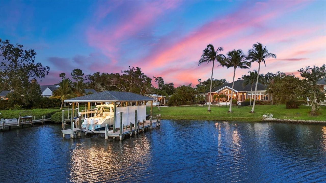 6012 Shore Acres Drive, Bradenton, FL 34209 Photo