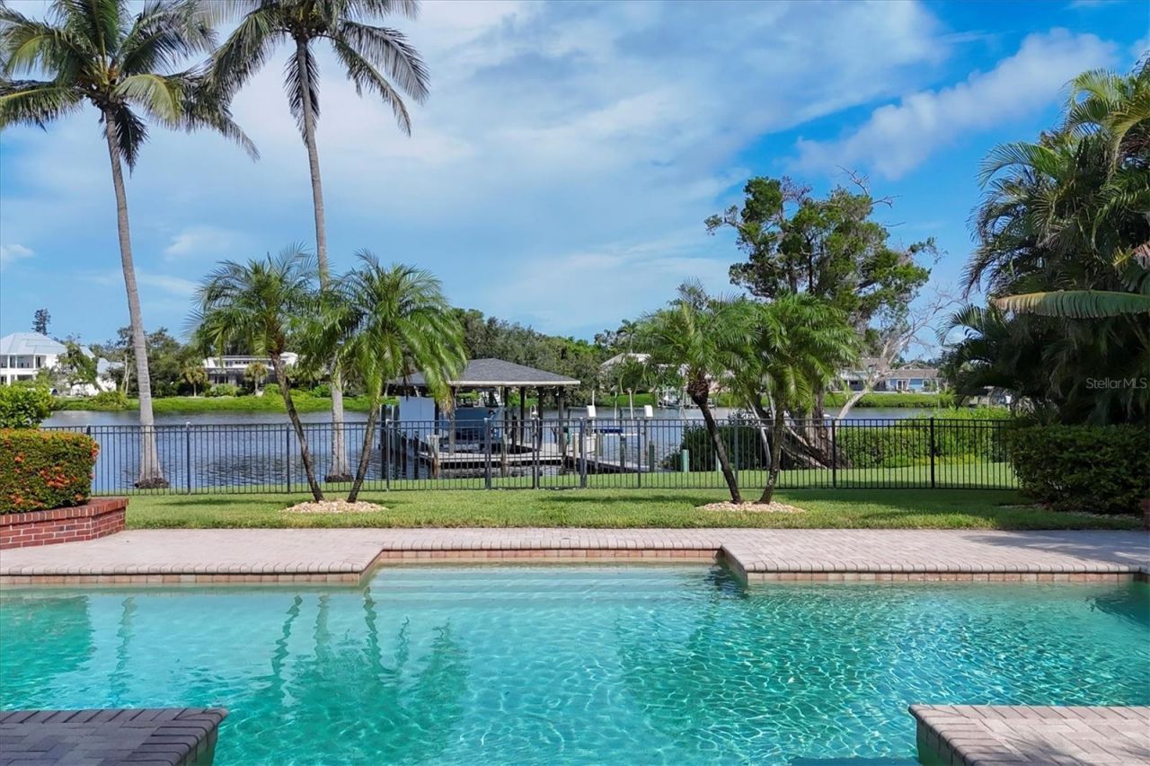 6012 Shore Acres Drive, Bradenton, FL 34209 Photo