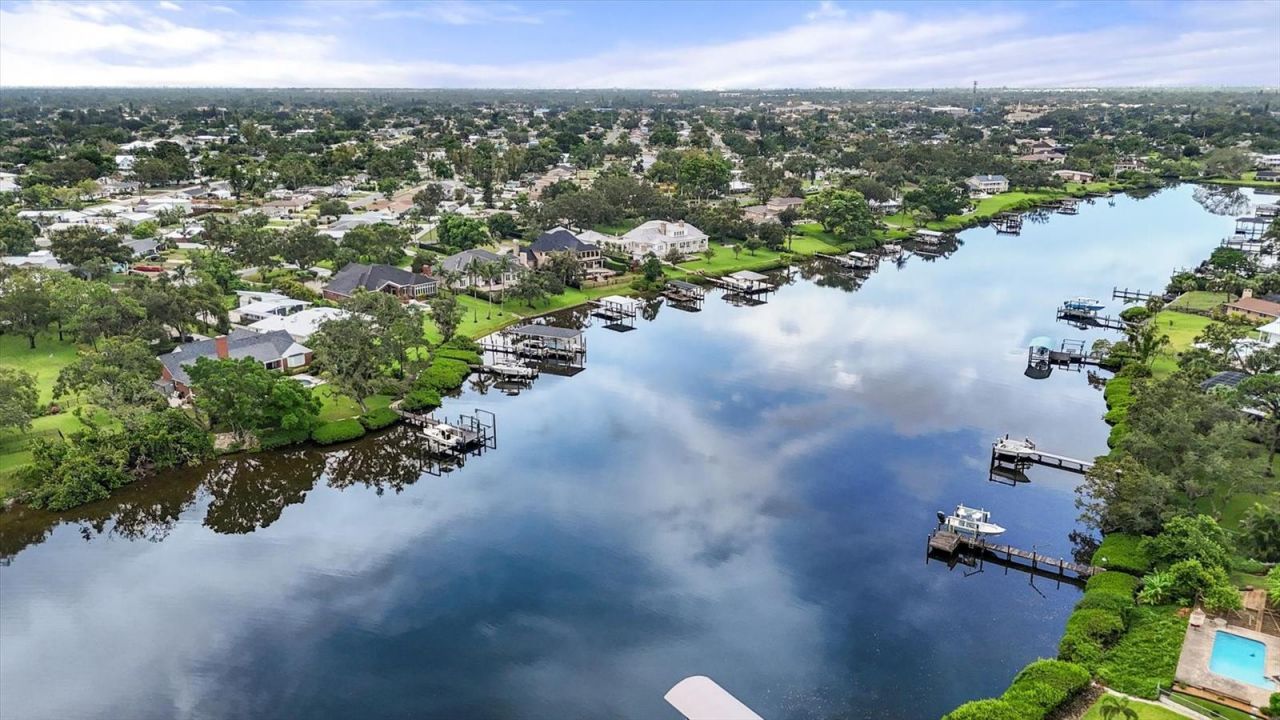 6012 Shore Acres Drive, Bradenton, FL 34209 Photo