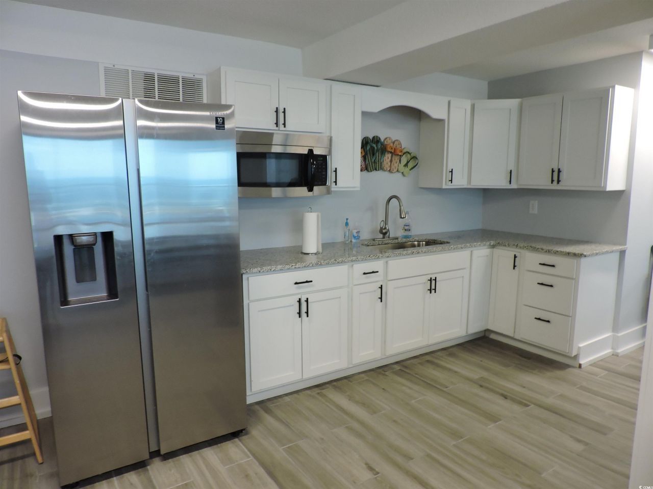 2500 N Ocean Blvd. Photo 32