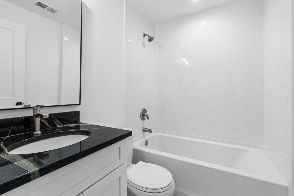 2161 Welch Avenue Photo 13