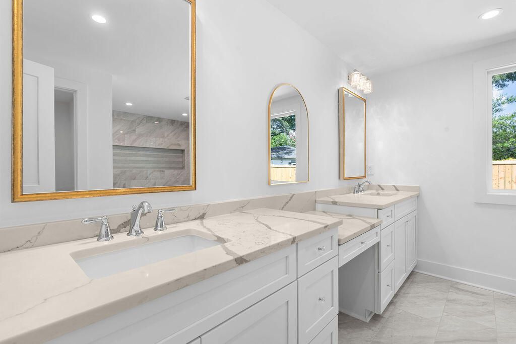 2161 Welch Avenue Photo 8