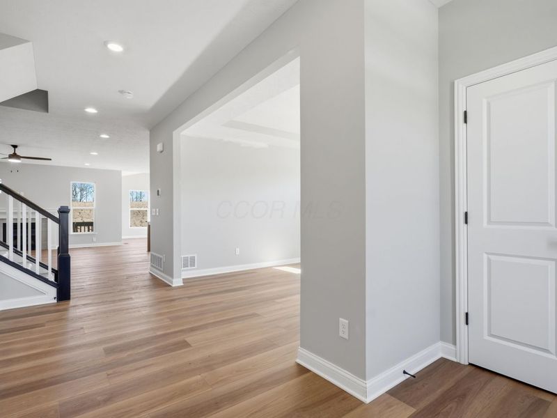 5547 Green Castle Court, Delaware, OH 43015 Photo 4