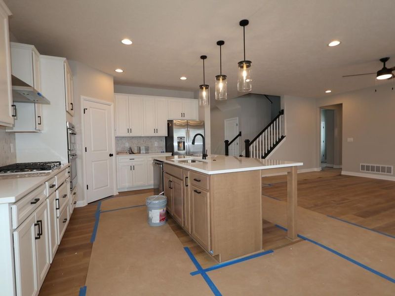 5547 Green Castle Court, Delaware, OH 43015 Photo 6