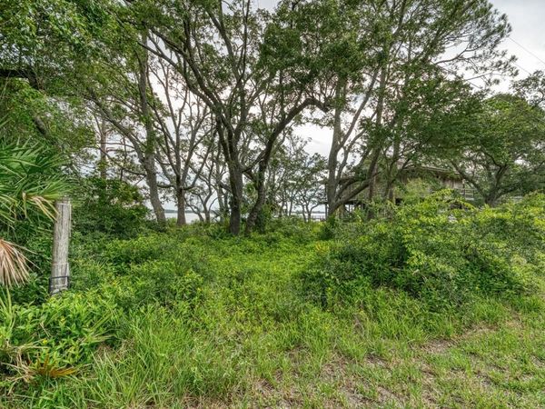 175 Harbor Circle, Alligator Point, FL 32346