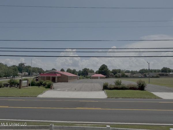 9765 Goodman Road, Olive Branch, MS 38654