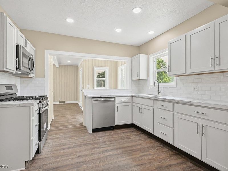 6434 Union Avenue NE, Alliance, OH 44601 Photo 5