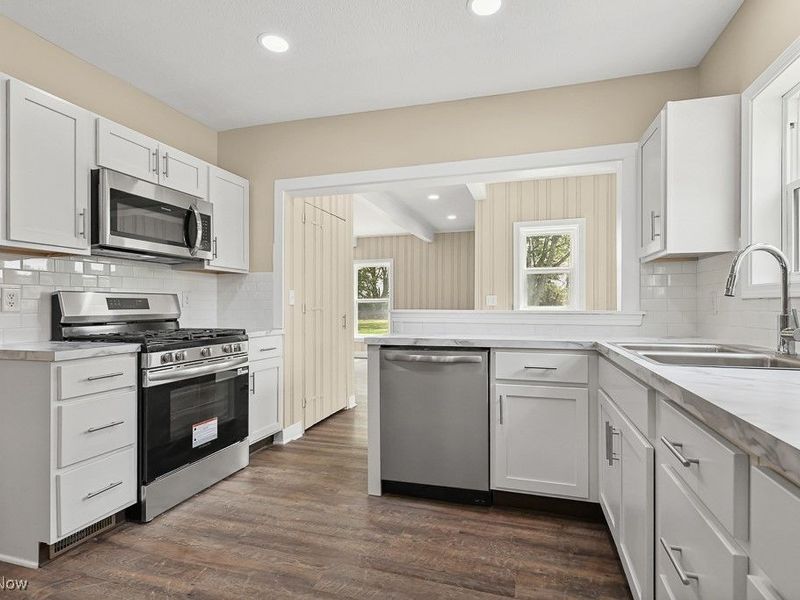 6434 Union Avenue NE, Alliance, OH 44601 Photo 6