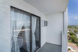 1207 S Ocean Blvd. photo 4