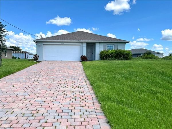 8032 Marsh CIR, LABELLE, FL 33935