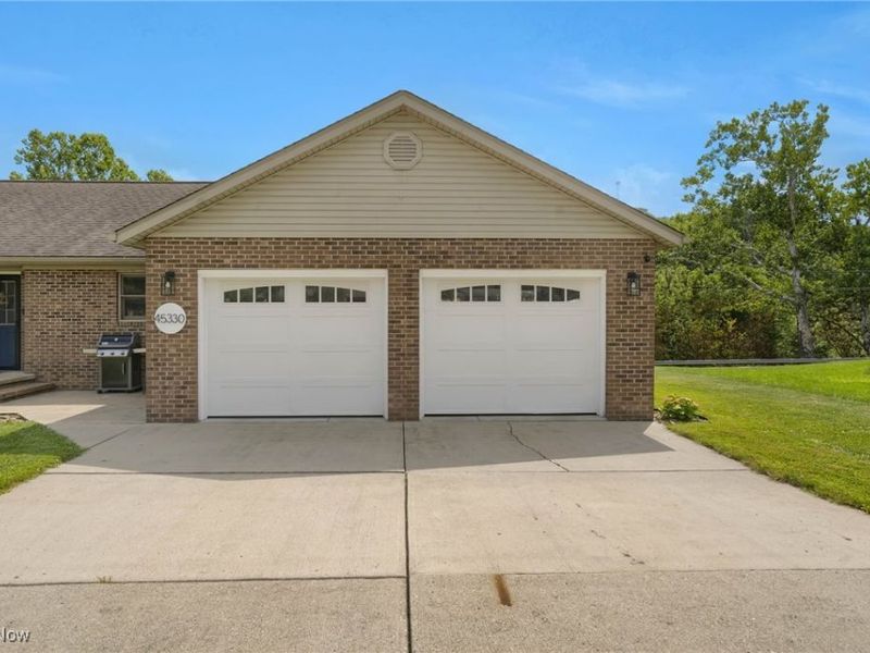 45330 Maple View Circle, Caldwell, OH 43724 Photo 5