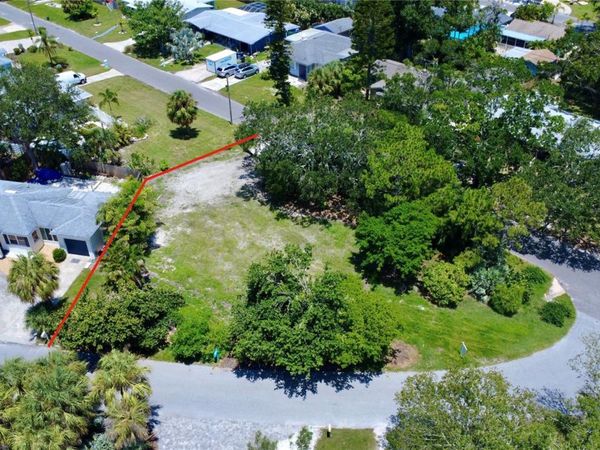 4725 TRADE WINDS DRIVE S, GULFPORT, FL 33711