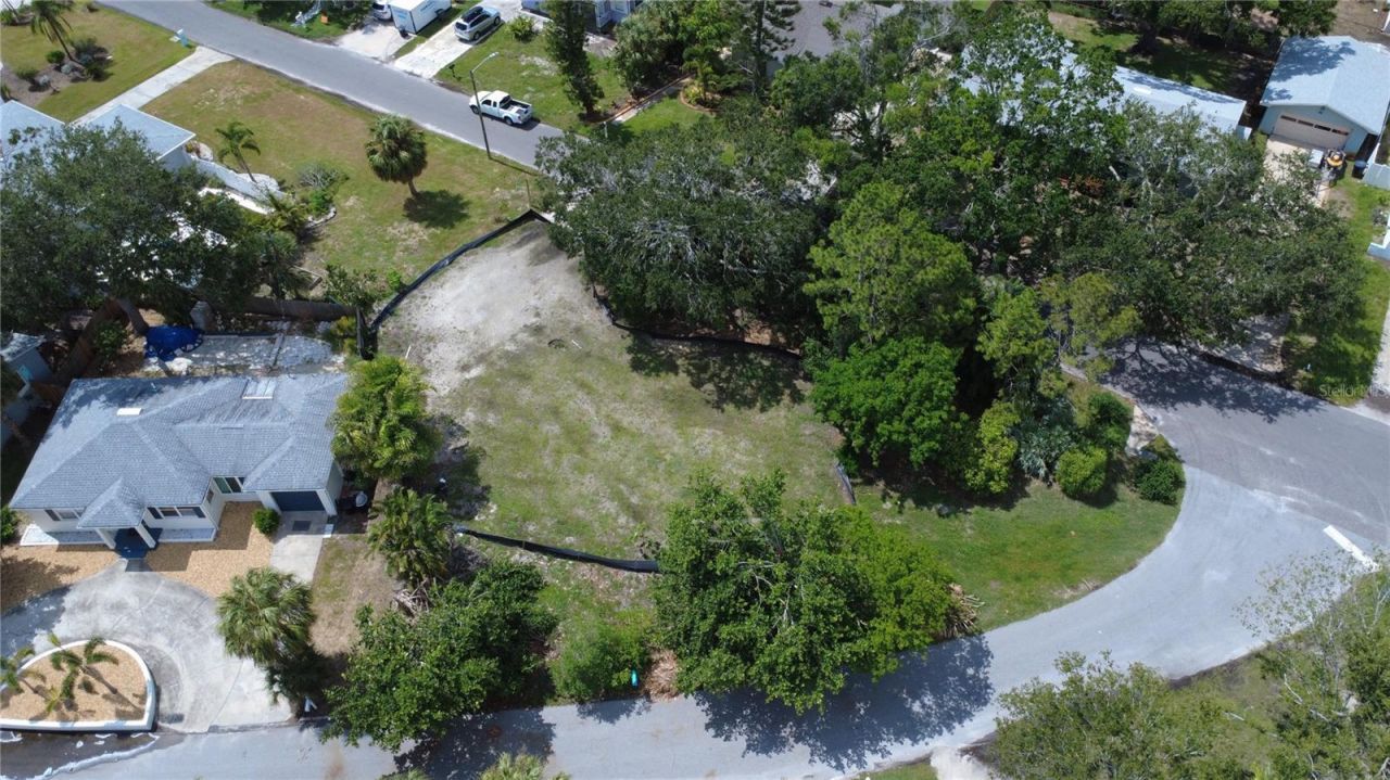 4725 Trade Winds Drive S, Gulfport, FL 33711 Photo