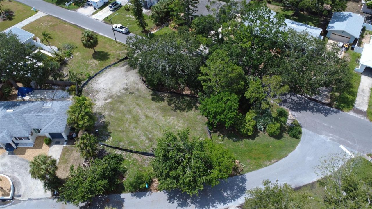 4725 Trade Winds Drive S, Gulfport, FL 33711 Photo