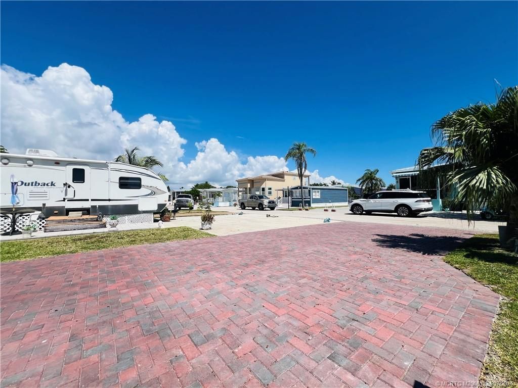 10851 S Ocean Drive, Unit 125, Jensen Beach, FL 34957 Photo