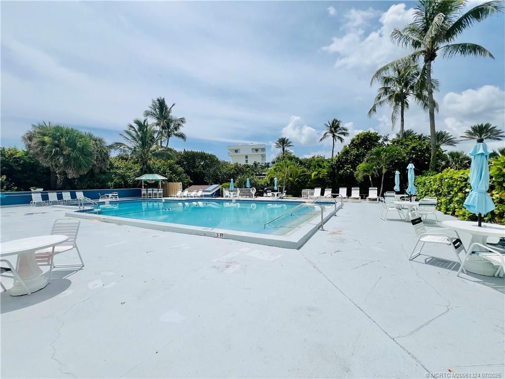 10851 S Ocean Drive, Unit 125, Jensen Beach, FL 34957 Photo