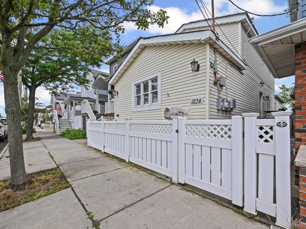 1234 Cross Bay Boulevard, Broad Channel, NY 11693