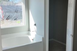 105 Goodrich Street photo 4