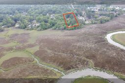 2342 Parsonage Road photo 4