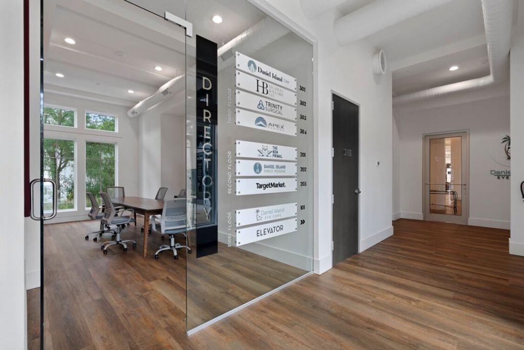 297 Seven Farms Drive Photo 8