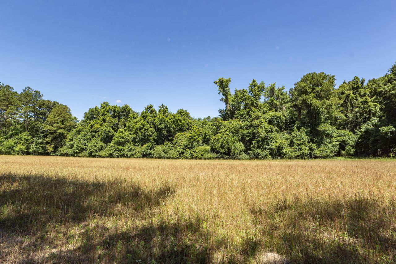 2497 State Road  Photo 15