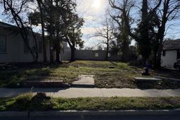 4227& 4229 Rivers Avenue photo 4