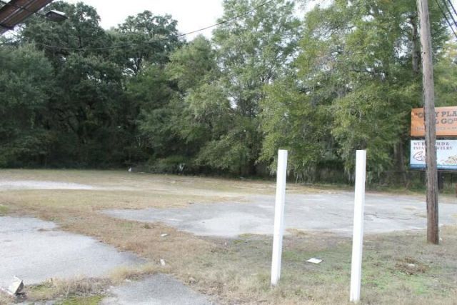 0 Dorchester Rd. Road Photo 6