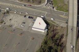 2039 Savannah Highway photo 4