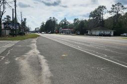 205 Jefferies Boulevard photo 4