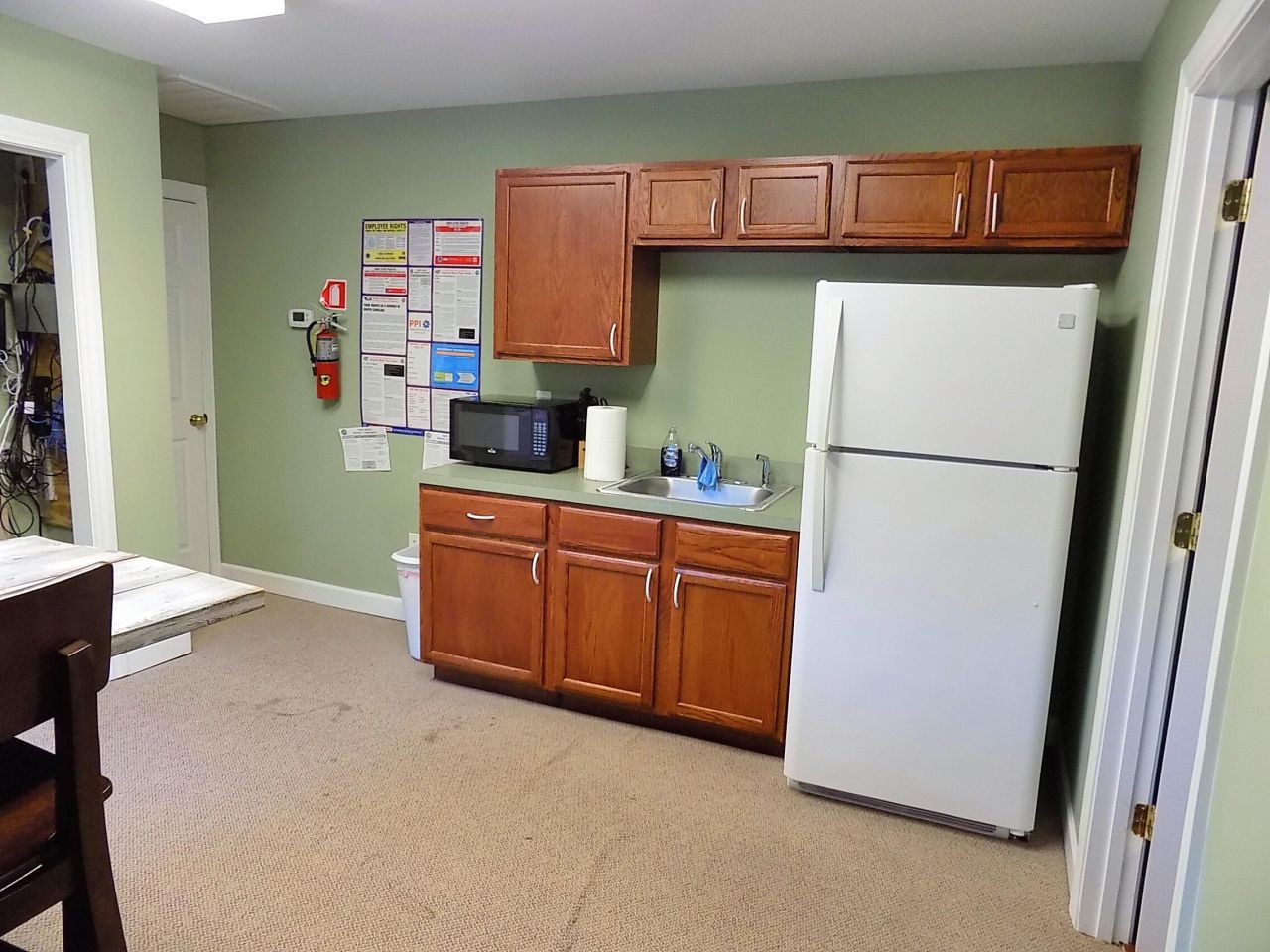 571 Folly Road Photo 14