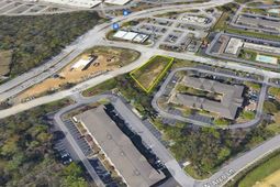 Tanger Outlet Boulevard photo 4