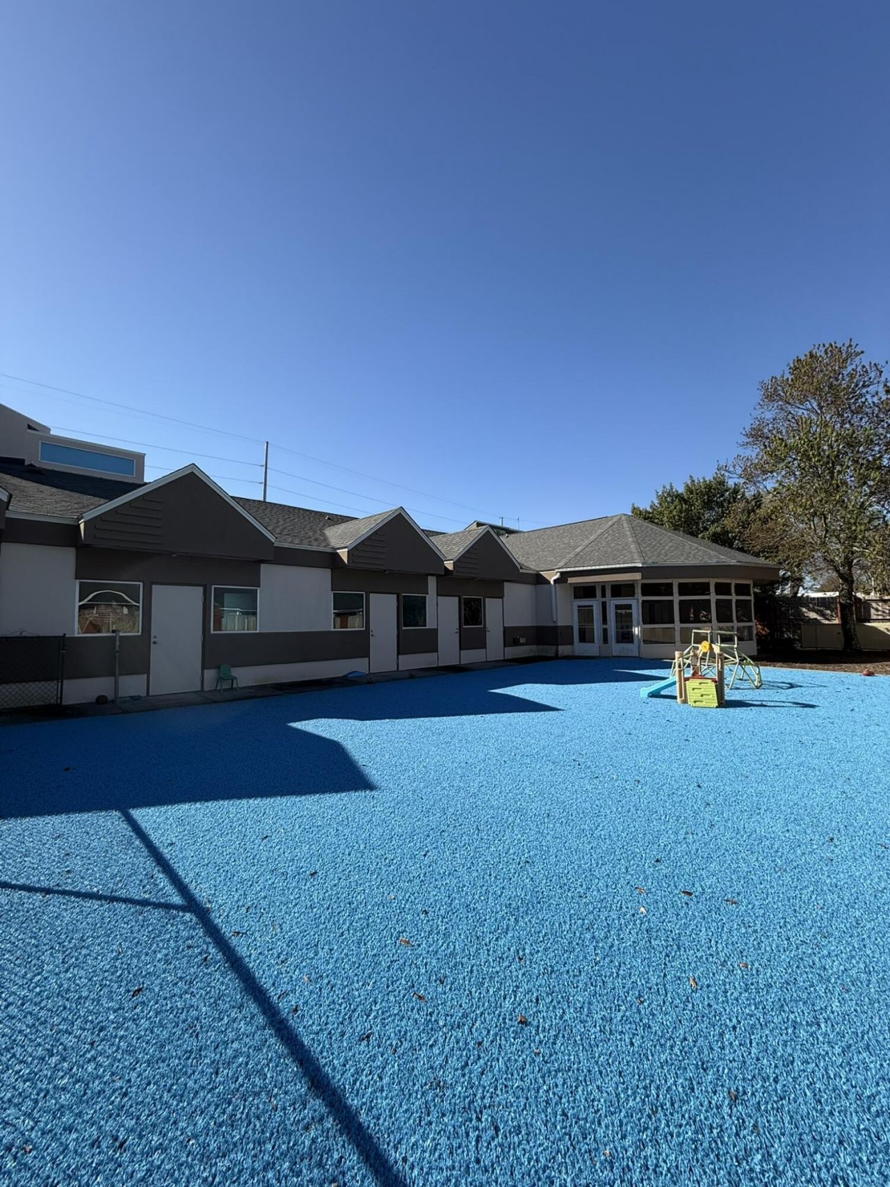 1910 Mcmillan Avenue Photo 5