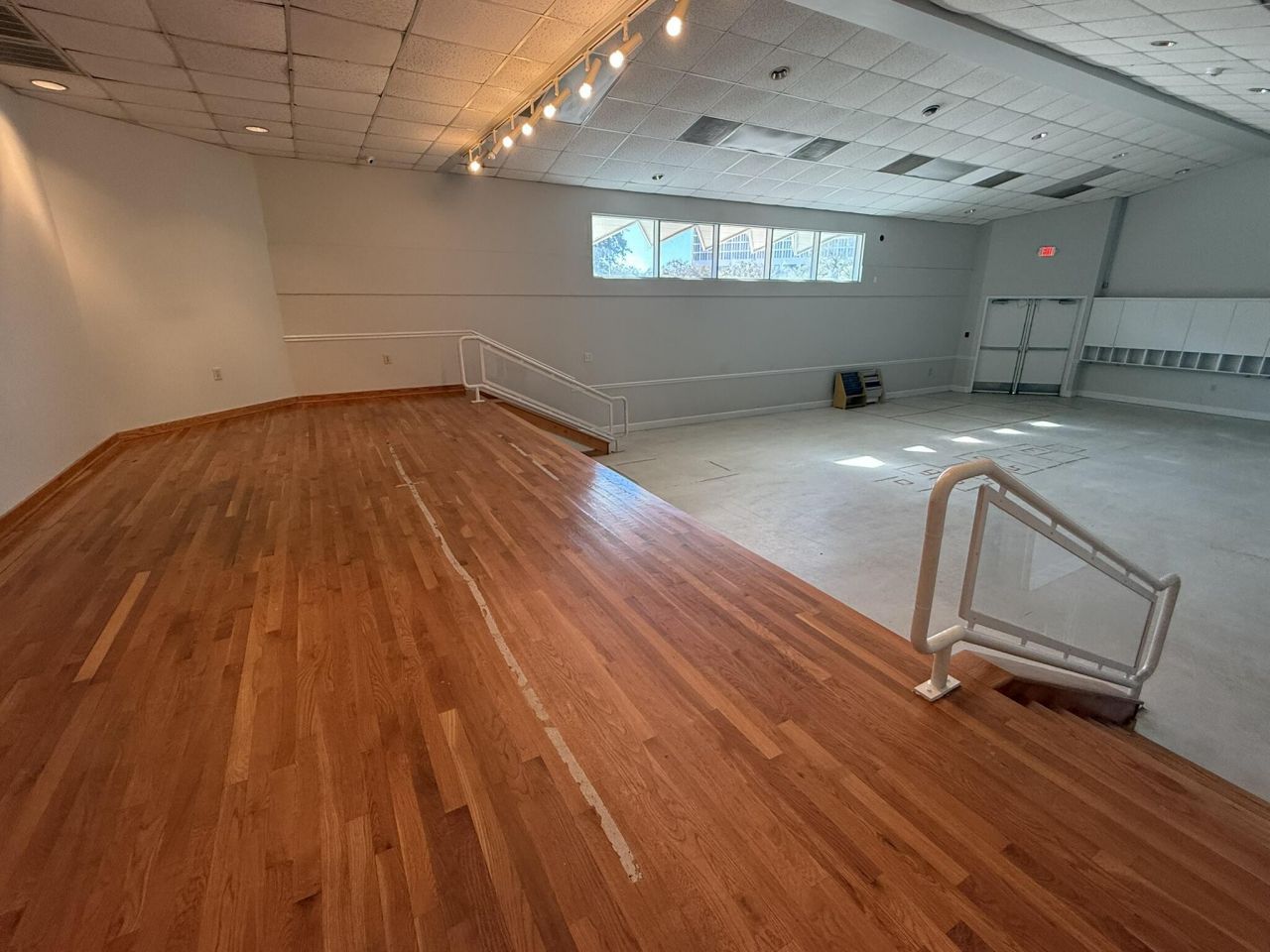 1910 Mcmillan Avenue Photo 7