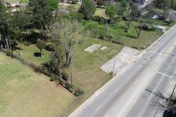 2229 Russell Street photo 4