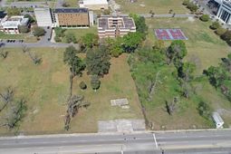 2229 Russell Street photo 4