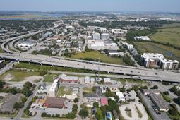 Huger Street photo 4