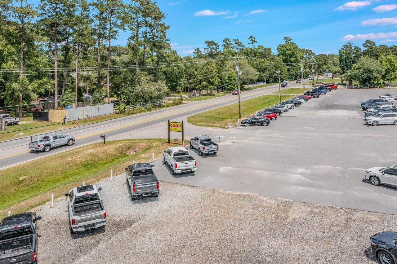 9933 Highway 78 Photo 12