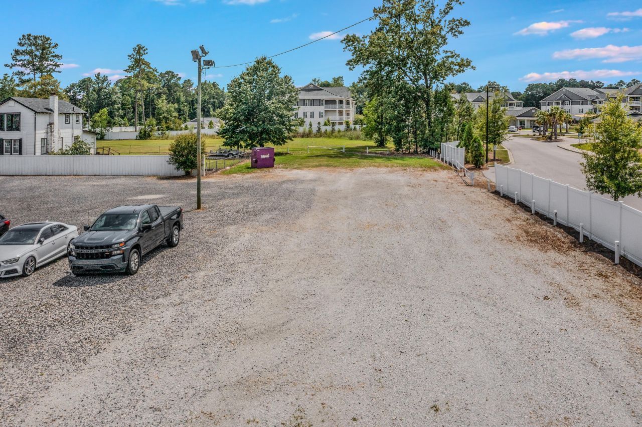 9933 Highway 78 Photo 13