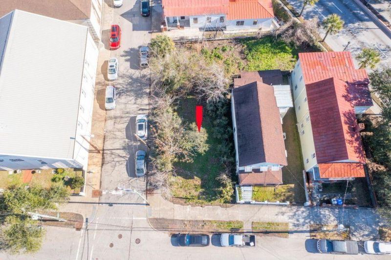 172 President Street  Photo 5