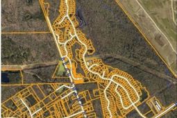 Hunt Club Residential Landing photo 4