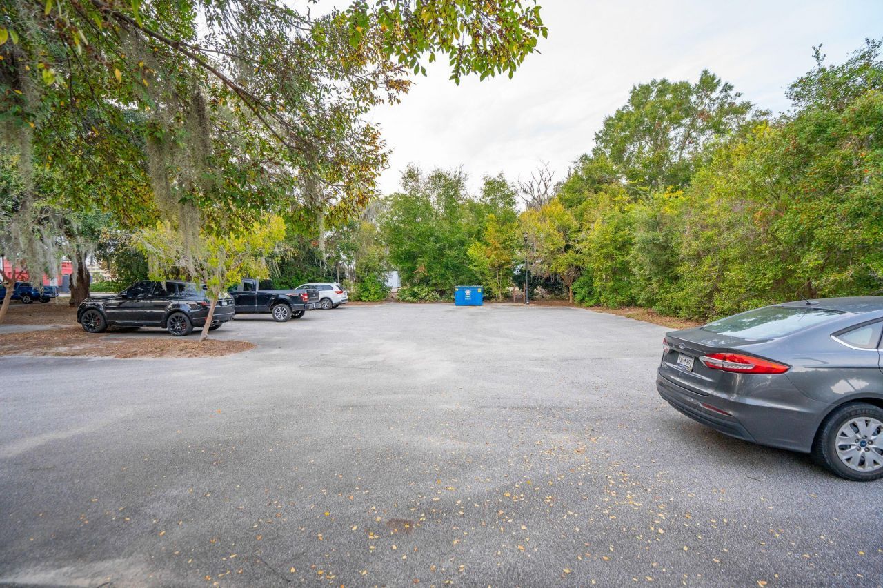 5880 Rivers Avenue Photo 9