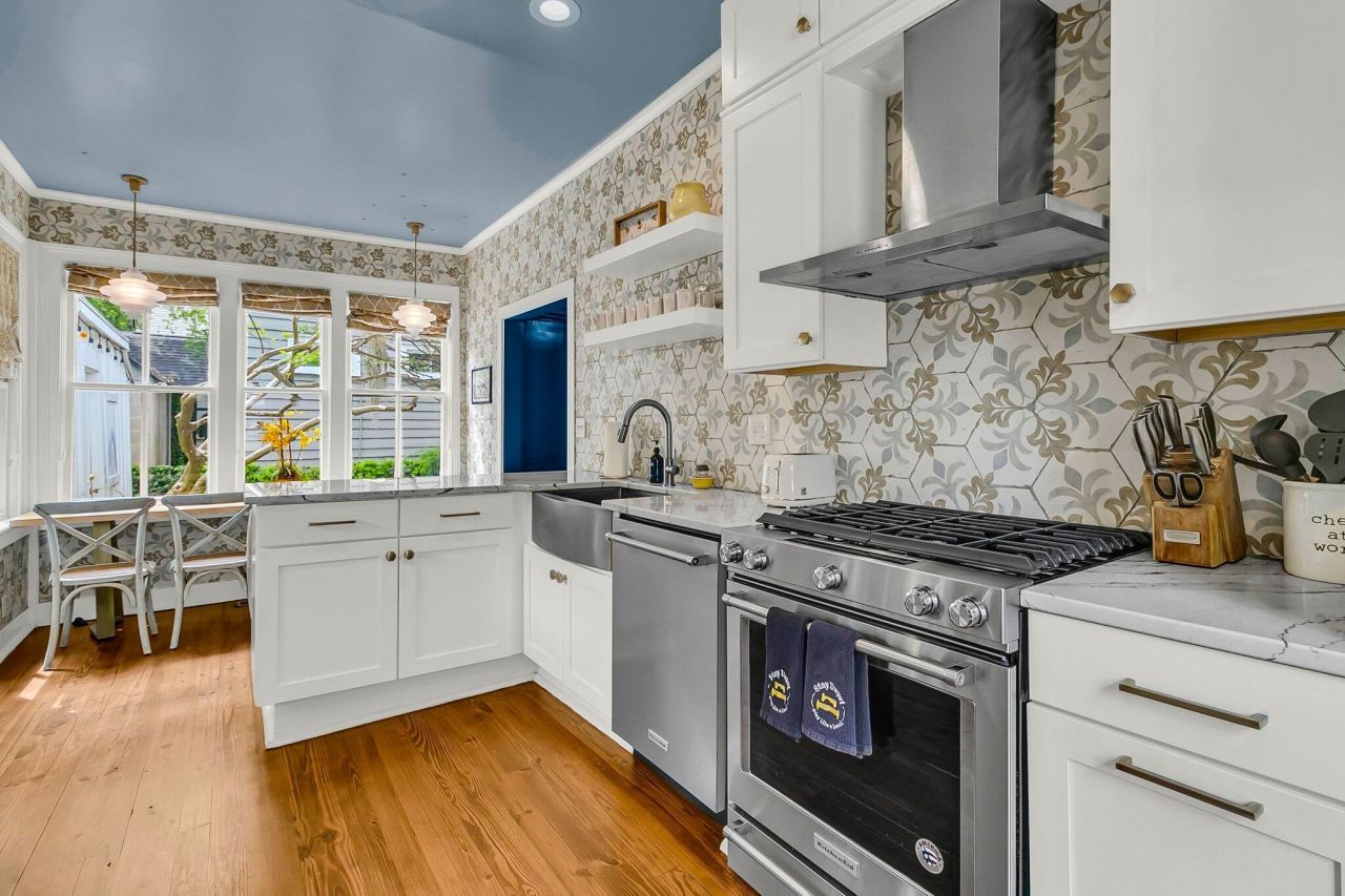 184 Ashley Avenue Photo 14