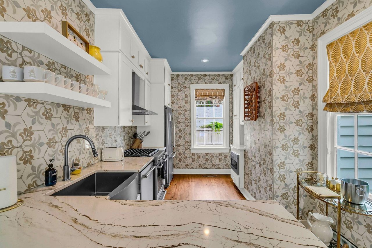 184 Ashley Avenue Photo 17