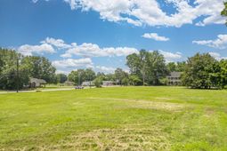 1000 Peake Street  photo 4