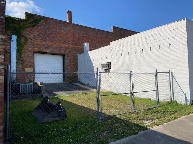 280 Meeting Street Photo 7