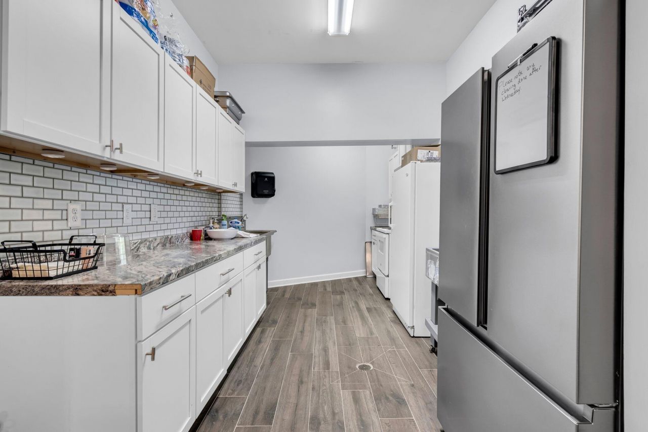 3587 N Highway 17 Photo 8